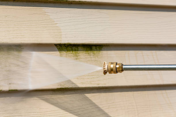 Why Choose Our Certified Pressure Washing Experts for Your Project Needs in Redwood, TX?